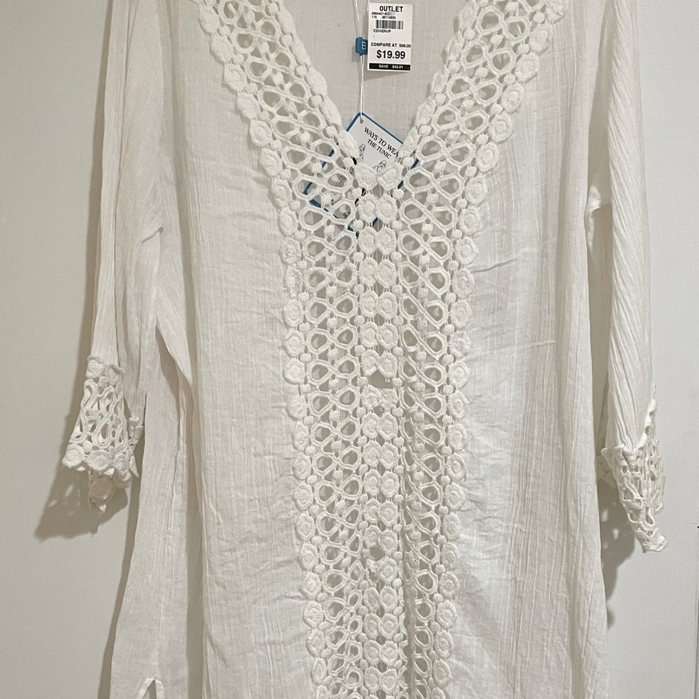 NWT White swimsuit coverup. Ladies size Medium.